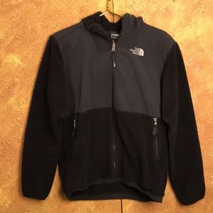 The North Face Fleece Forest Jacket Boys XL (Men’s small-medium)